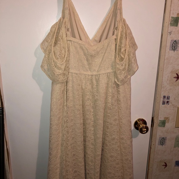 Off white Torrid dress - Picture 2 of 4